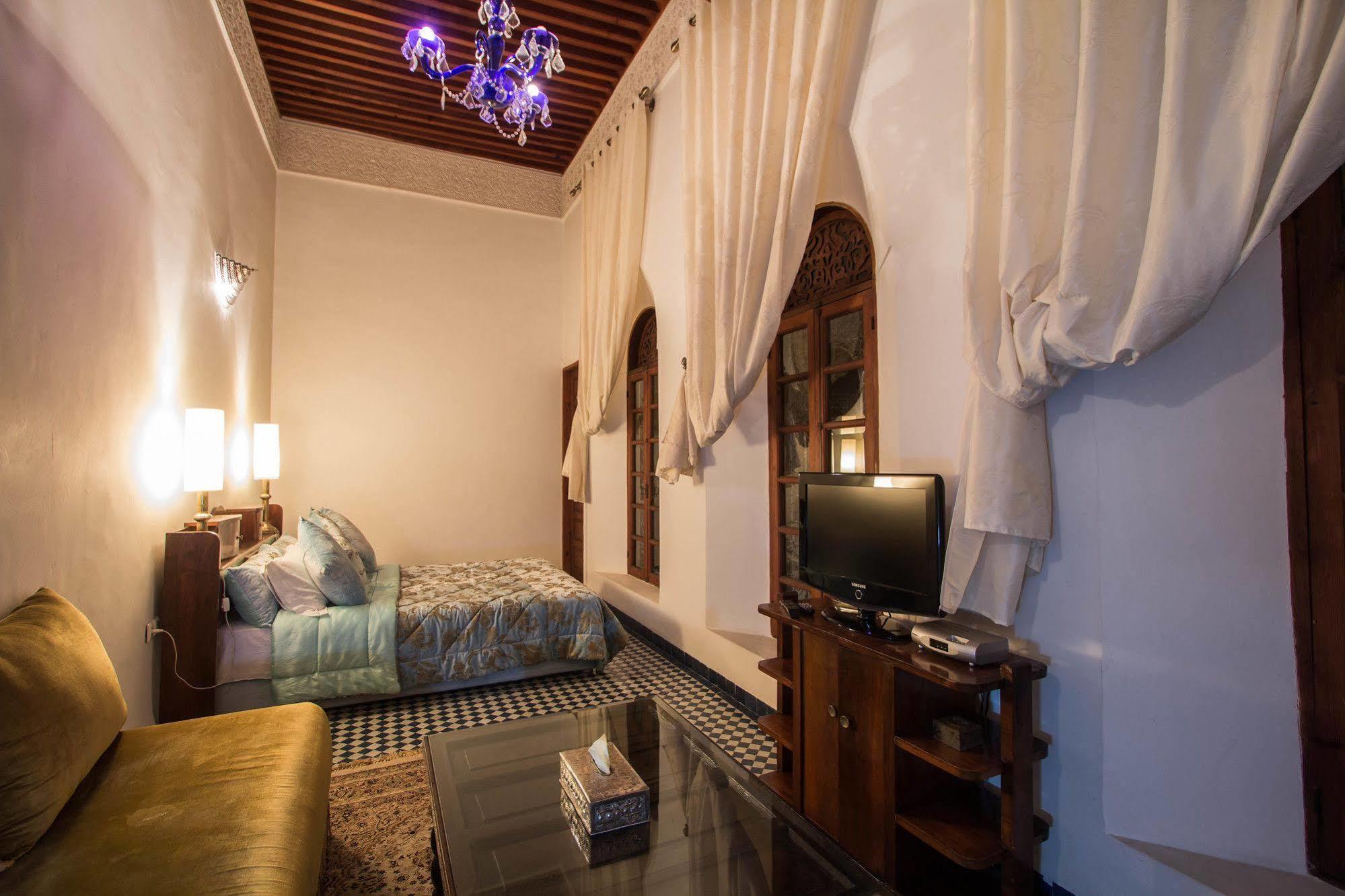 Riad Noujoum Medina Fez Buitenkant foto